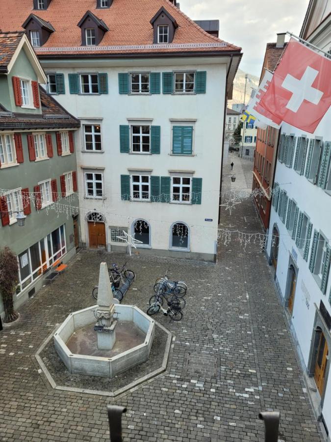 Zunfthaus Zur Rebleuten Кур Екстериор снимка